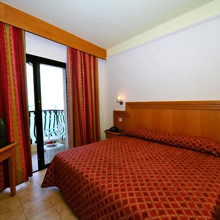 Hotel San Andrea 3*