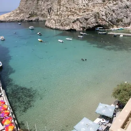 San Andrea Hotell 3*